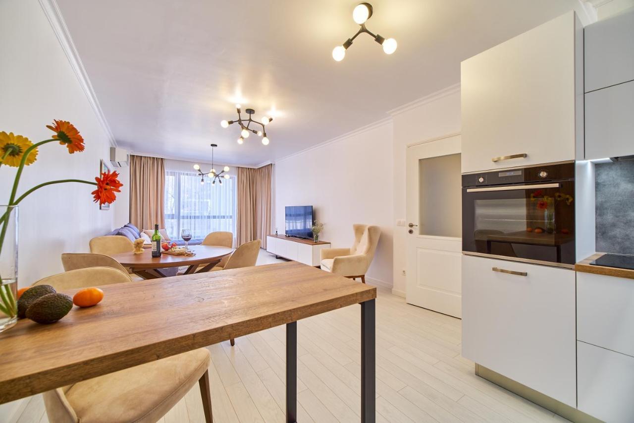 Premium Center Apartment In Grand Karavel Варна Экстерьер фото