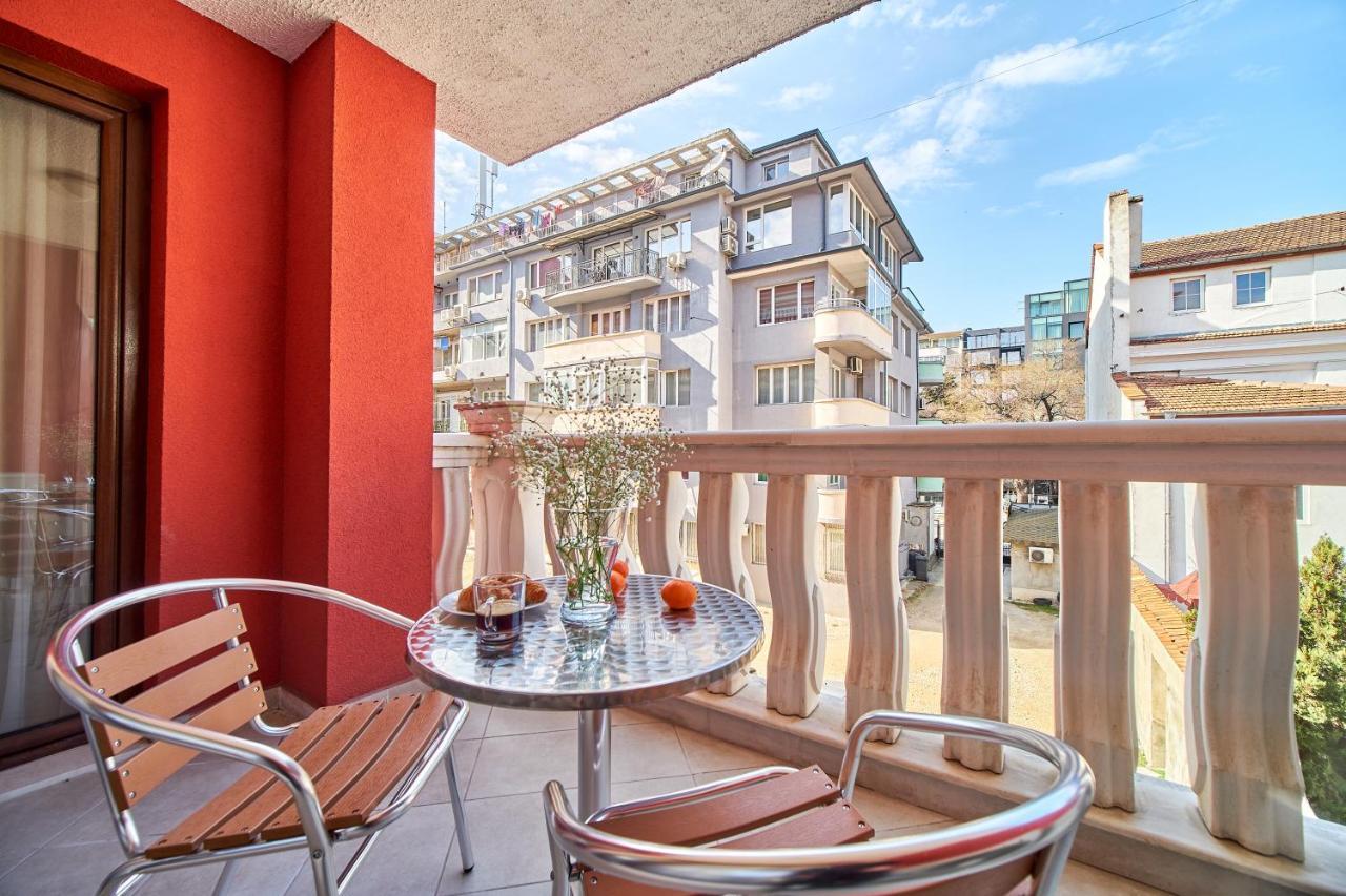 Premium Center Apartment In Grand Karavel Варна Экстерьер фото